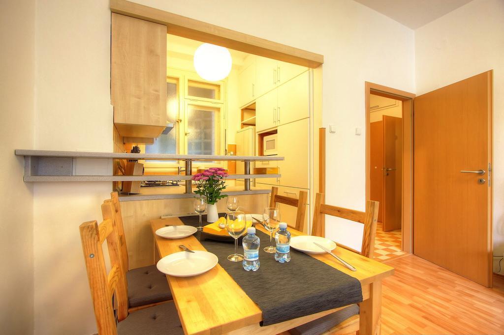 Kampa Park Apartment *